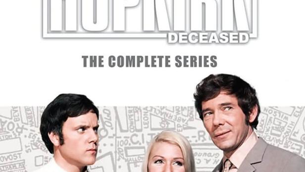 Das Cover der kompletten Serie „Randall and Hopkirk (Deceased)“ mit den drei Hauptdarstellern.