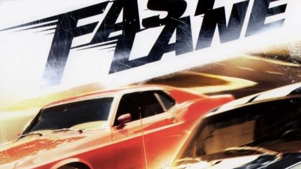 Das Filmplakat für „Fast Lane“ zeigt Schauspieler und zwei Muscle-Cars.