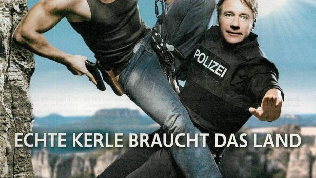 Zwei Männer, einer als Polizist, klettern an einer Felswand für die RTL-Krimiserie „Die Draufgänger“.