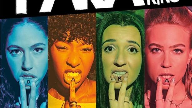 Das Cover von „Para – Wir sind King“ zeigt vier junge Frauen mit Buchstaben-Tattoos auf ihren Lippen.
