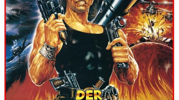 Ein muskulöser Mann hält zwei große Waffen vor dem Hintergrund von Helikoptern und Explosionen.