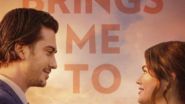 Das Filmplakat für „Which Brings Me to You“ mit Lucy Hale und Nat Wolff.