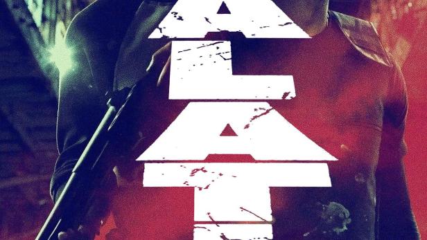 Ein Filmposter für „Escalation“ zeigt zwei Männer, von denen einer eine Schrotflinte hält, und ein Polizeiabzeichen.