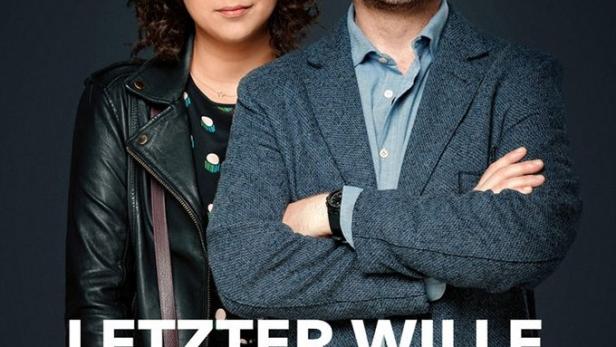 Das Filmplakat für „Letzter Wille“ zeigt ein Paar vor einem dunklen Hintergrund.
