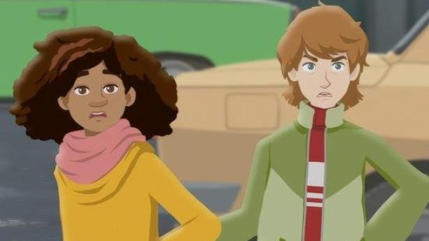 Zwei animierte Teenager stehen vor dem Titel „Im Labyrinth der Lügen“.