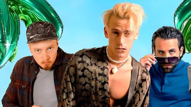 Drei Männer posieren vor dem Hintergrund des Films „Player of Ibiza“.