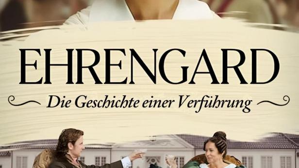 Das Filmplakat zu „Ehrengard: Die Geschichte einer Verführung“ zeigt eine junge Frau vor einer Szene im Freien.