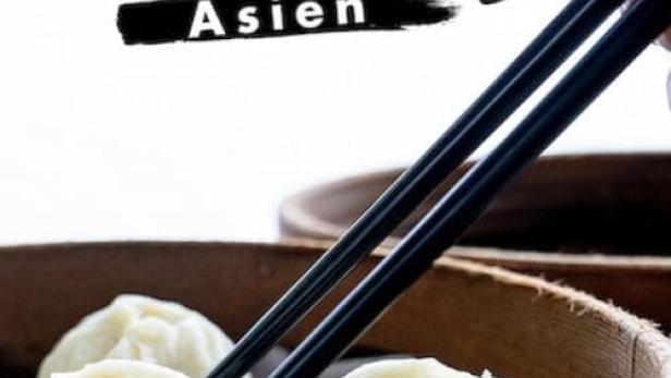Das Netflix-Logo und der Titel „Streetfood Asien“ über einem Bambuskorb mit asiatischen Teigtaschen.
