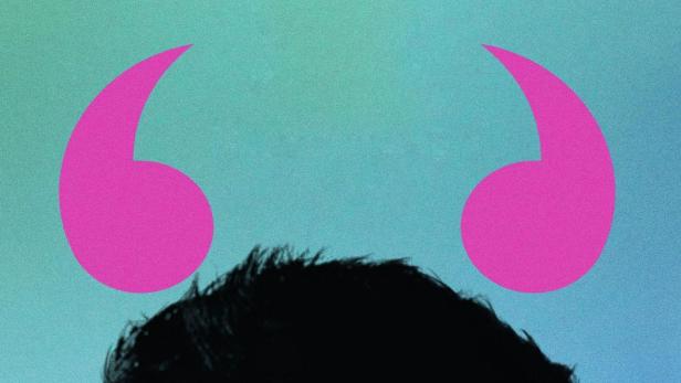 Das Cover von „Der meistgehasste Mann im Internet“ zeigt den oberen Teil eines Gesichtes mit pinken Teufelshörnern.