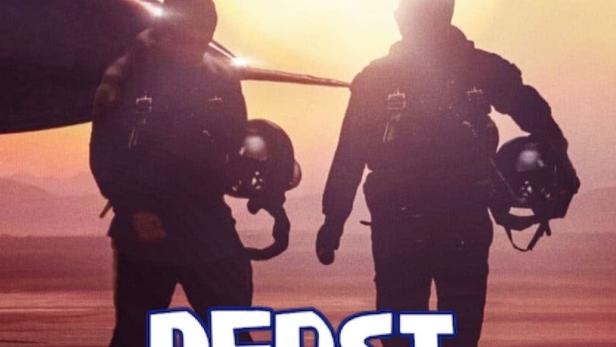 Zwei Piloten stehen vor einem Kampfjet im Sonnenuntergang, im Vordergrund der Schriftzug „Pepsi, Where's My Jet?“.