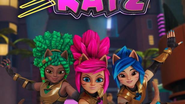 Drei animierte Katzenwesen posieren vor dem Logo „Kitti Katz“.