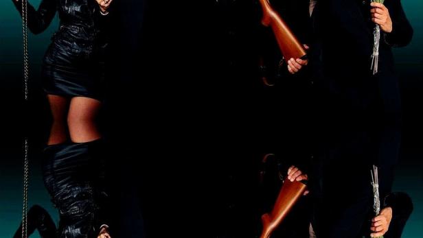 Das Filmplakat für „Das Begräbnis“ zeigt fünf Personen, von denen eine ein Gewehr und eine andere einen Blumenstrauß hält.