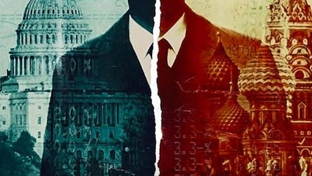 Das Cover von „Spycraft“ zeigt einen Mann im Hut, überlagert von Bildern des US-Kapitols und der Basilius-Kathedrale.