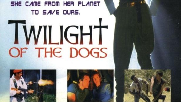 Das Filmplakat für „Twilight of the Dogs“ zeigt eine Frau vor futuristischen Flugzeugen.