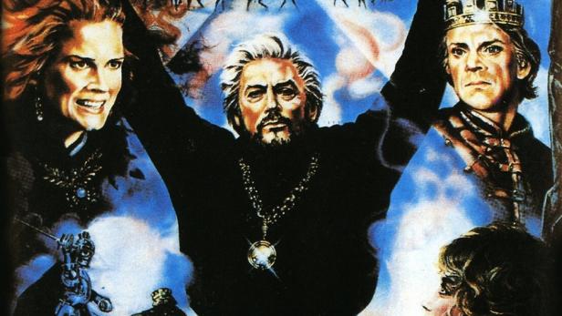 Das Filmplakat für „Merlin and the Sword“ zeigt Merlin mit erhobenen Händen und Schwert.