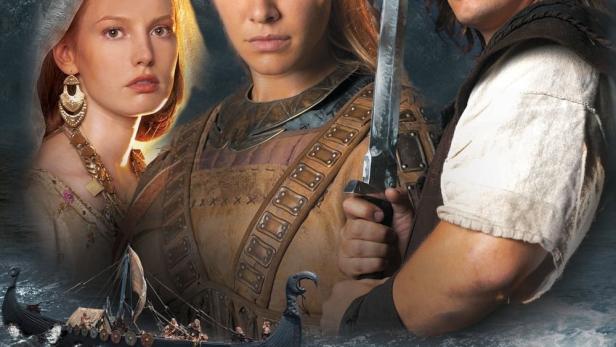 Das Filmplakat für „Die Nibelungen“ zeigt Kristanna Løken mit Schwert, Alicia Witt und Benno Fürmann.