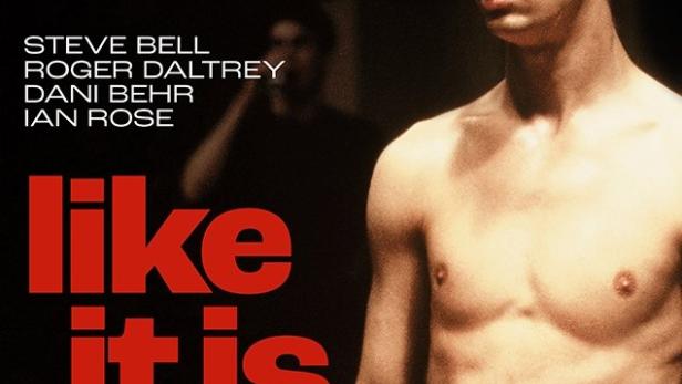 Das Filmplakat für „Like It Is“ zeigt einen jungen Mann mit freiem Oberkörper.