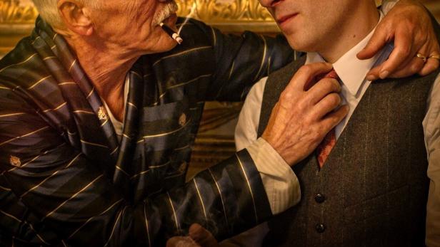 Staffan Göthe und Sverrir Gudnason im Film „En Kunglig Affär“.