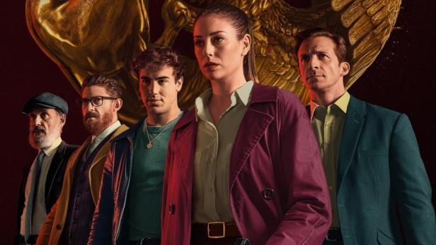 Das Filmplakat zu „Jaguar“ zeigt eine Gruppe von Jägern vor einem goldenen Jaguar und Adler.