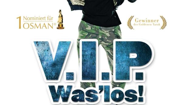 Das Filmplakat zu „V.I.P. Was’los!“ mit Buddy Ogün in geöffneter Jacke und Camouflage-Hose.