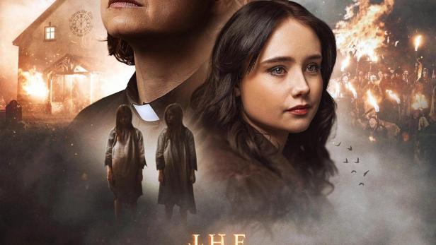 Das Filmplakat für „The Burning Girls“ zeigt eine Pfarrerin und ein junges Mädchen vor einem Hintergrund aus Feuer und Rauch.