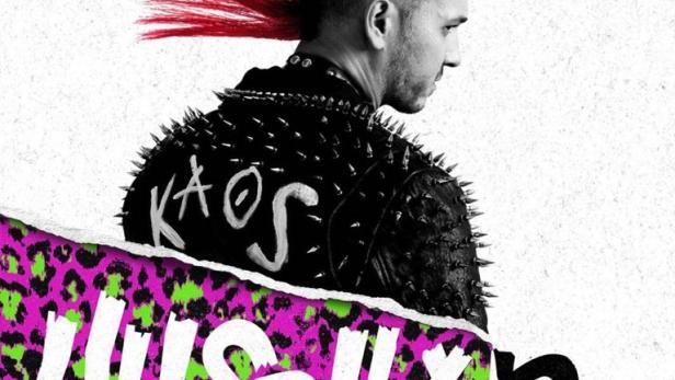 Ein Mann mit rotem Irokesenschnitt auf dem Poster für die Netflix-Serie „Uysallar“.