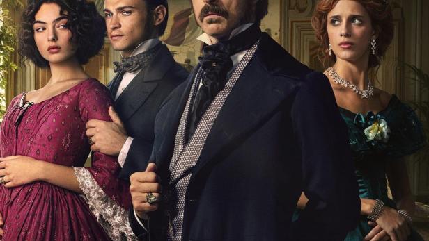 Das Poster zur Netflix-Miniserie „Il Gattopardo“ zeigt vier Darsteller in historischen Kostümen.