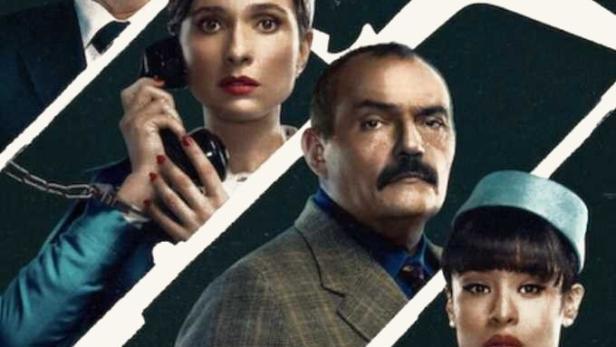 Das Filmplakat für „Die Entführung des Fluges 601“ zeigt vier Personen vor dem Hintergrund eines Flugzeugs.