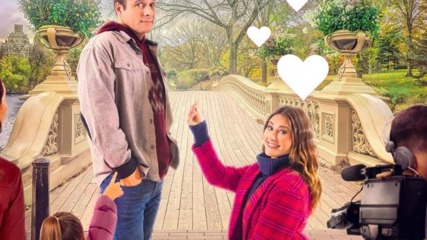 Filmplakat für „#HashtagProposal“ mit Scout Taylor-Compton und Mark Famiglietti vor einer Brücke.