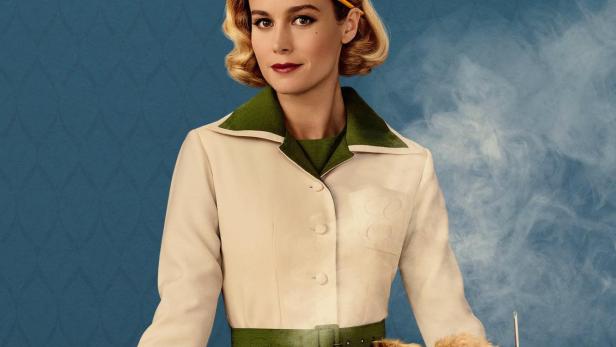 Das Filmplakat zu „Eine Frage der Chemie“ zeigt Brie Larson mit einem Hund und Laborutensilien.