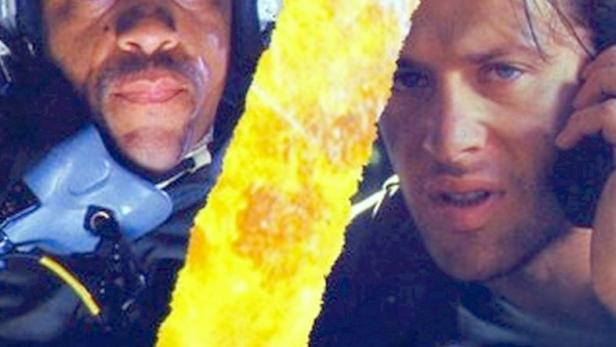 Das Filmplakat für „Stealth Fighter“ zeigt Ice-T und Costas Mandylor.