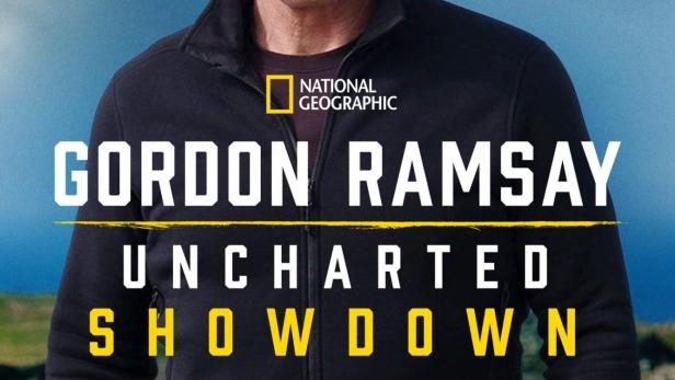 Porträt von Gordon Ramsay vor dem Hintergrund der National Geographic-Show „Uncharted Showdown“.