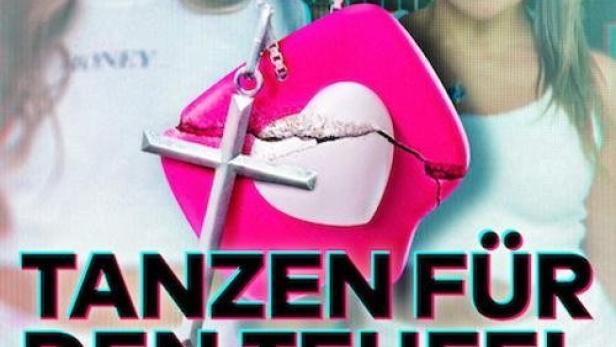 Das Filmplakat für „Tanzen für den Teufel: Die TikTok-Sekte von 7M“ zeigt zwei Frauen und ein pinkes Herz mit Kreuz.