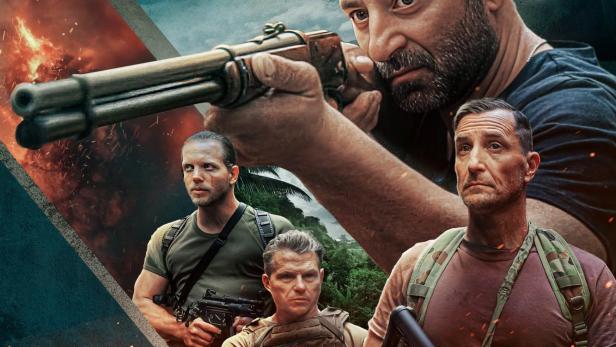 Das Filmplakat für „Hostile Forces“ zeigt bewaffnete Männer und einen Hubschrauber vor Explosionen.