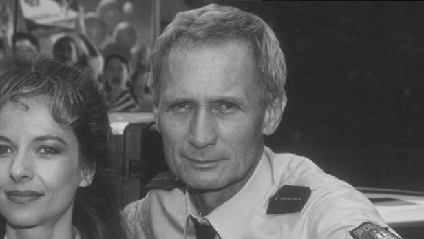 Arthur Brauss als Polizeihauptmeister Richard Block in der Krimiserie „Großstadtrevier“.