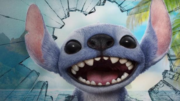 Der süße Alien Stitch steckt breit grinsend seinen Kopf durch eine zerbrochene Scheibe.
