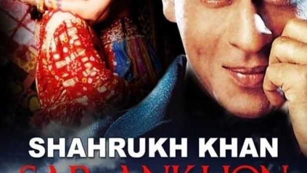 Das Filmplakat für „Sar Ankhon Par“ mit Shah Rukh Khan und einem Paar in traditioneller Kleidung.