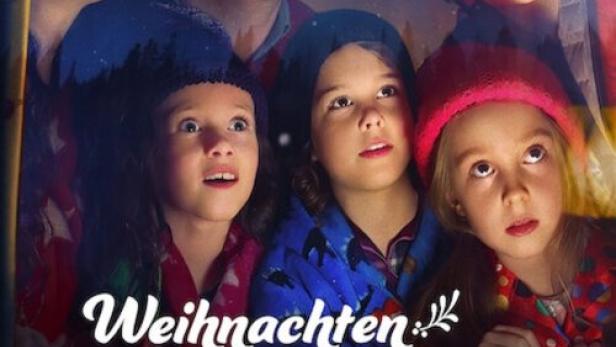 Das Filmplakat für „Weihnachten auf der Mistelzweigfarm“ zeigt eine Familie, die in den Nachthimmel schaut.