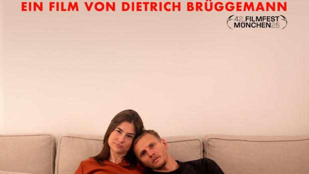 Das Filmplakat für „Home Entertainment“ mit Nadine Dubois und Joseph Bundschuh.