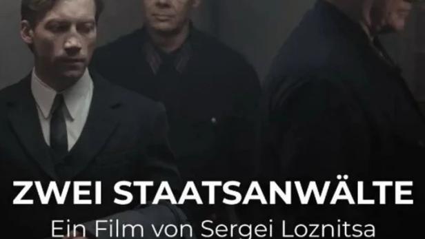 Das Filmplakat für „Zwei Staatsanwälte“ zeigt drei Männer in Uniformen.