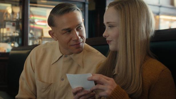 Charlie Hunnam als Serienkiller Ed Gein