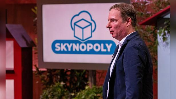 Mann präsentiert sein Projekt bei "Die Höhle der Löwen"