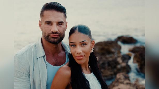 "Temptation Island VIP" Kandidat Aleks Petrovic mit seiner Verlobten