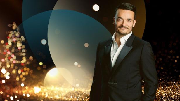 Giovanni Zarrella vor weihnachtlichem Lichtermeer