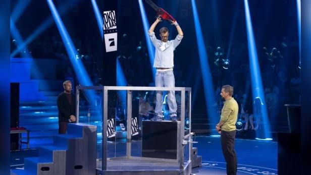 Joko und Klaas bei einem Spiel in ihrer ProSieben-Show