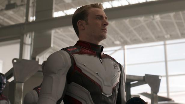 Chris Evans als Steve Rogers aka. Captain America