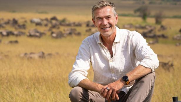 Naturjournalist Dirk Steffens im südafrikanischen Kruger Nationalpark