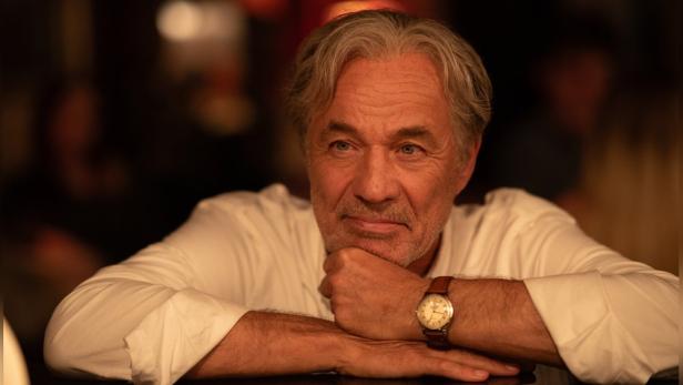 Heiner Lauterbach als verliebter Witwer Walter in seiner Filmrolle