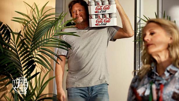 Stefan Raab und Barbara Schöneberger in einer Spielszene