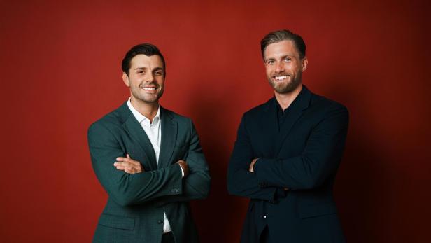 Tim (l.) und Sebastian als Bachelors